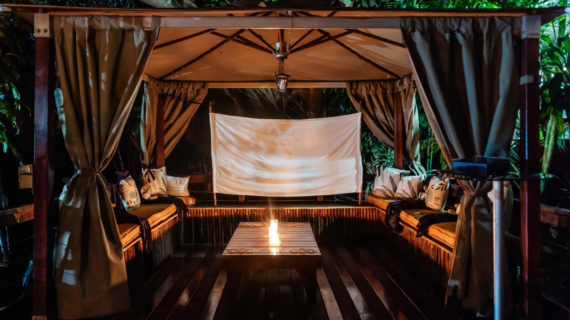Saint Lucia Estuary Luxury Tented Village @ Urban Glamping מראה חיצוני תמונה