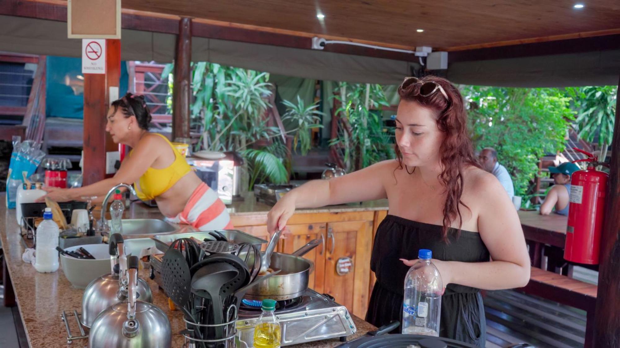 Saint Lucia Estuary Luxury Tented Village @ Urban Glamping מראה חיצוני תמונה